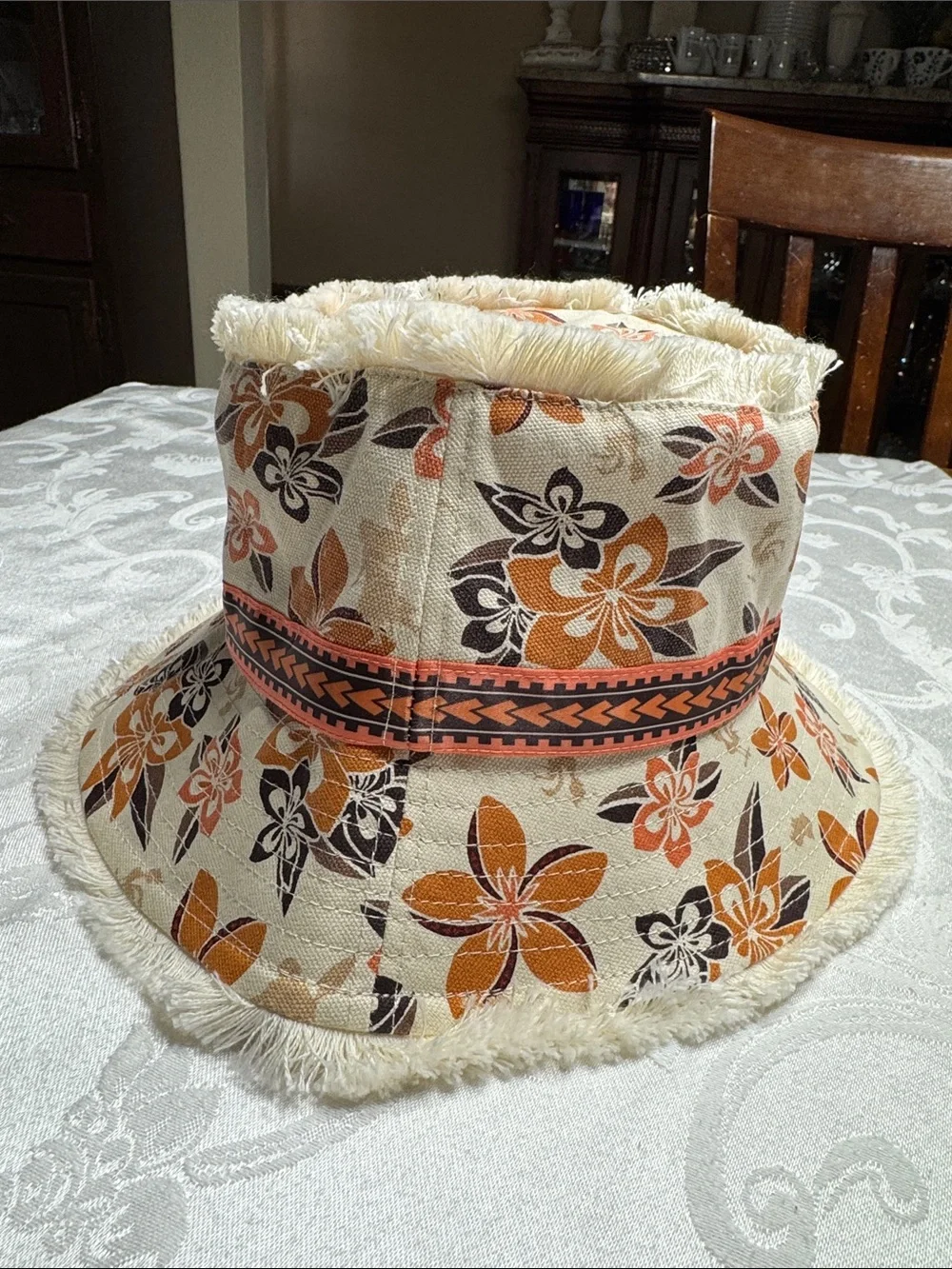 NWT Disney Parks MOANA Spotlight bucket hat. Adult size